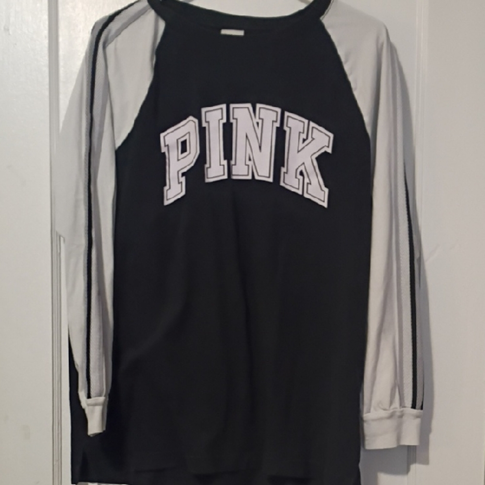 PINK Victoria's Secret Black and White Long Sleeve Tee
